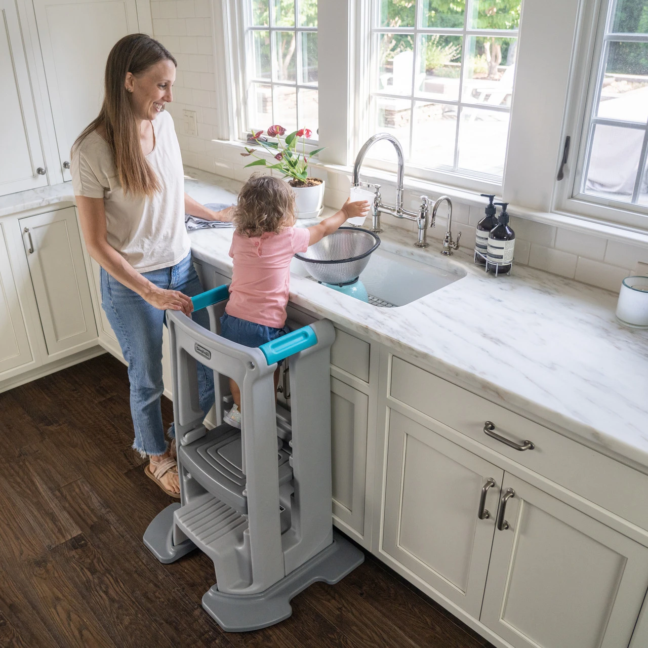 Simplay3 Toddler Tower Learning Step Stool