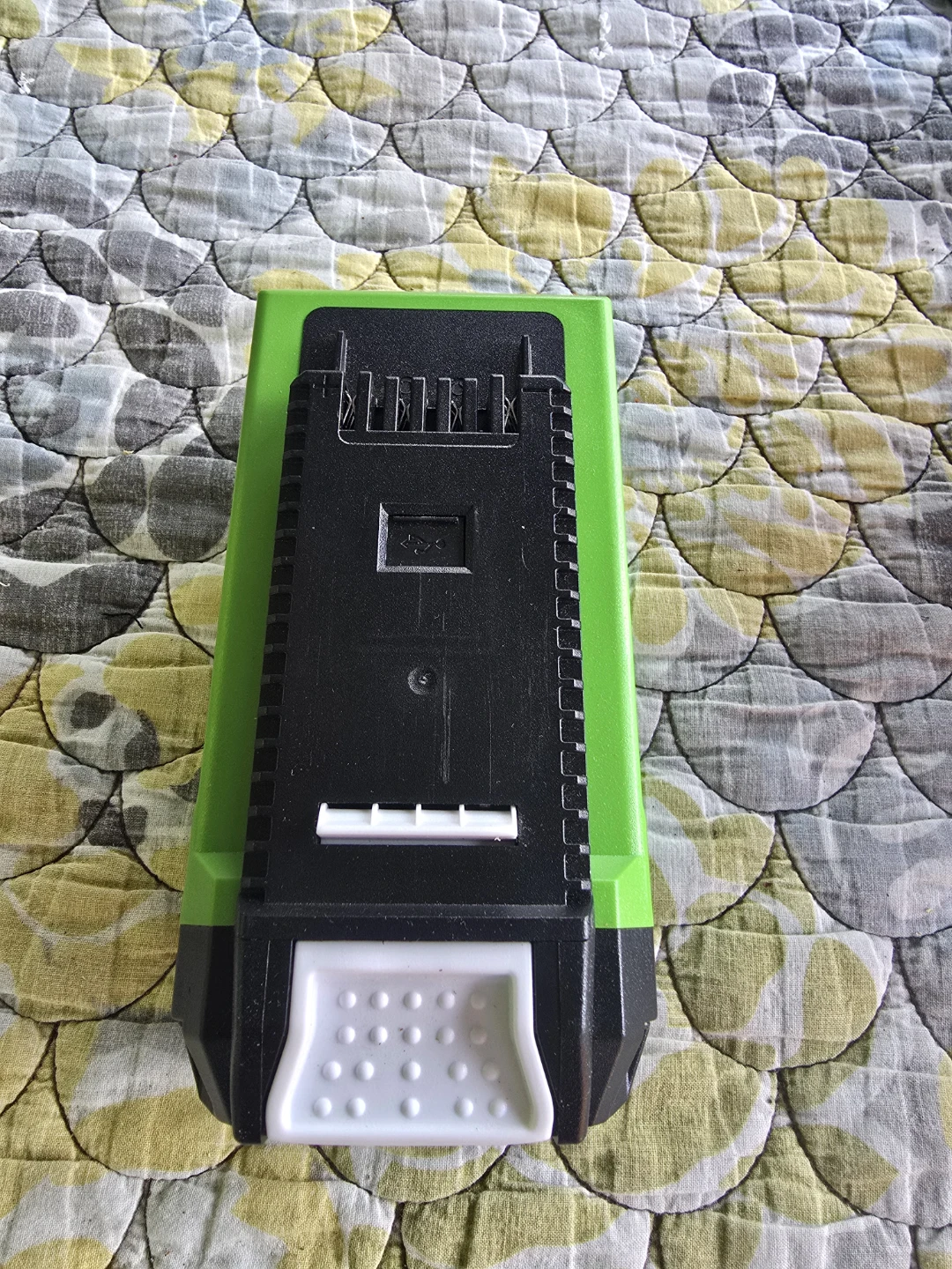 BOTKK G29462 H 40V 6.0Ah Lithium Ion Battery Pack40V - photo 3