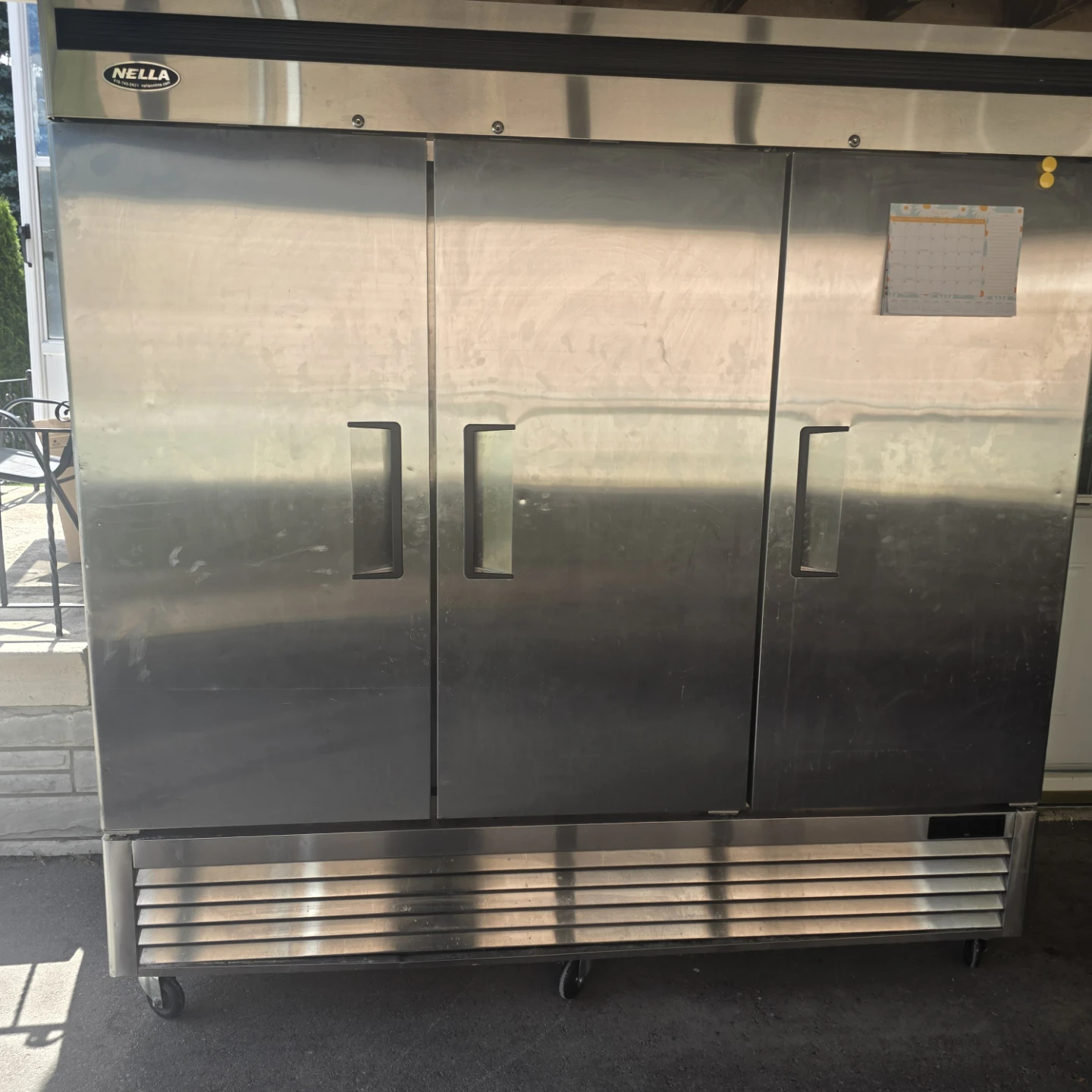 Freezer for restaurant. - photo 2