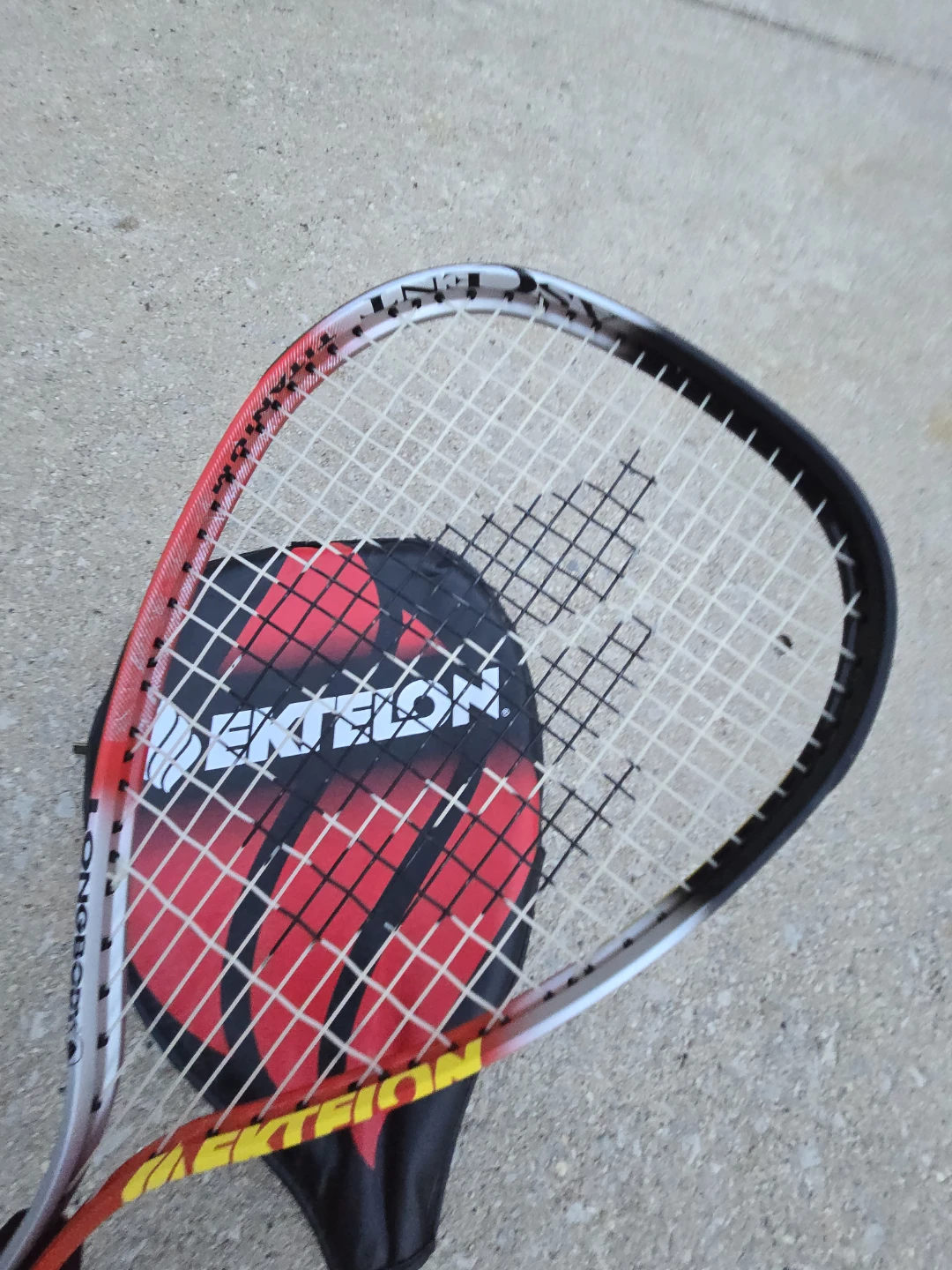 Ektelon Racquet (Ascent Titanium) with cover - photo 3