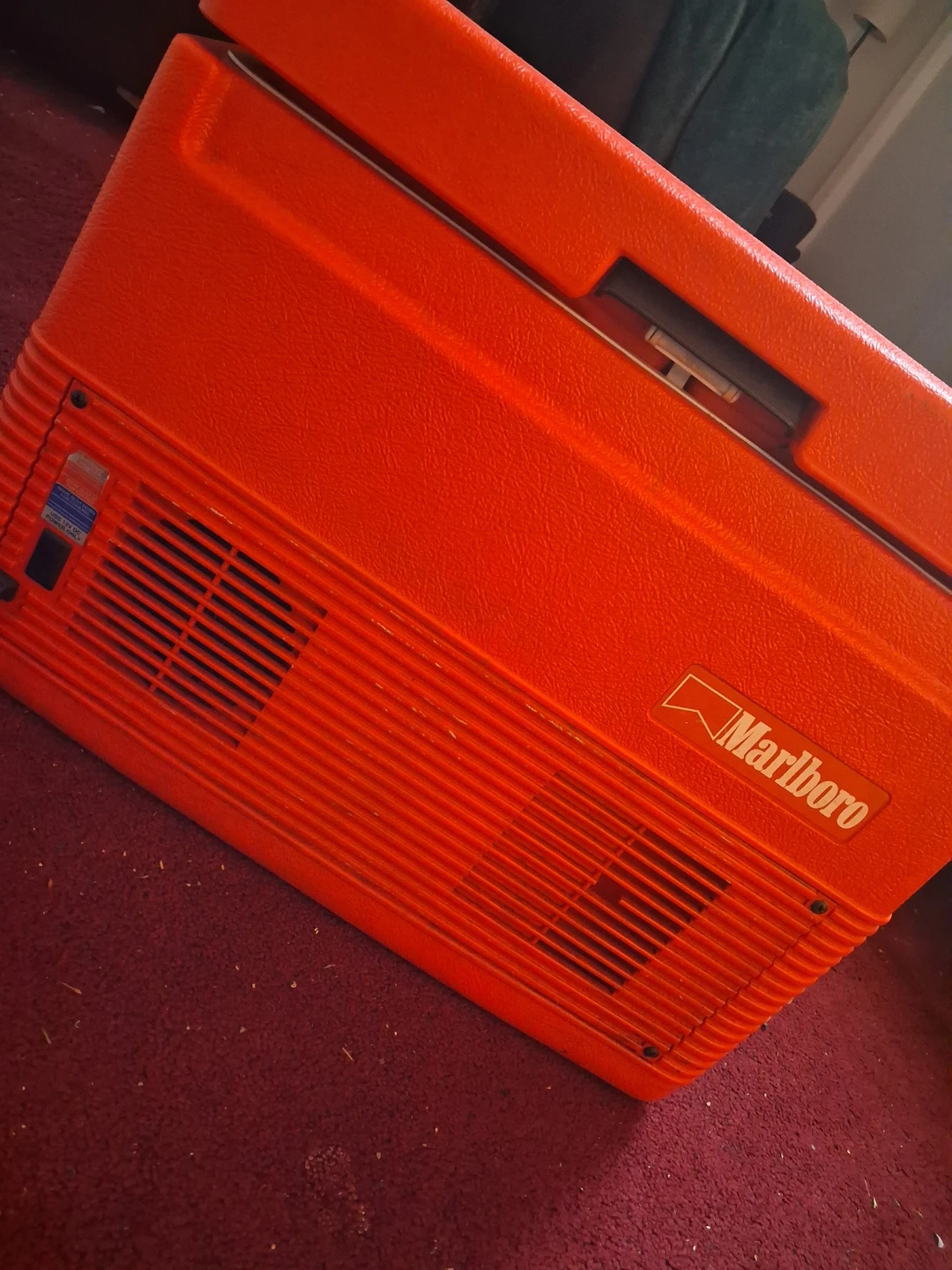 Marlboro/Coleman  cooler "95"