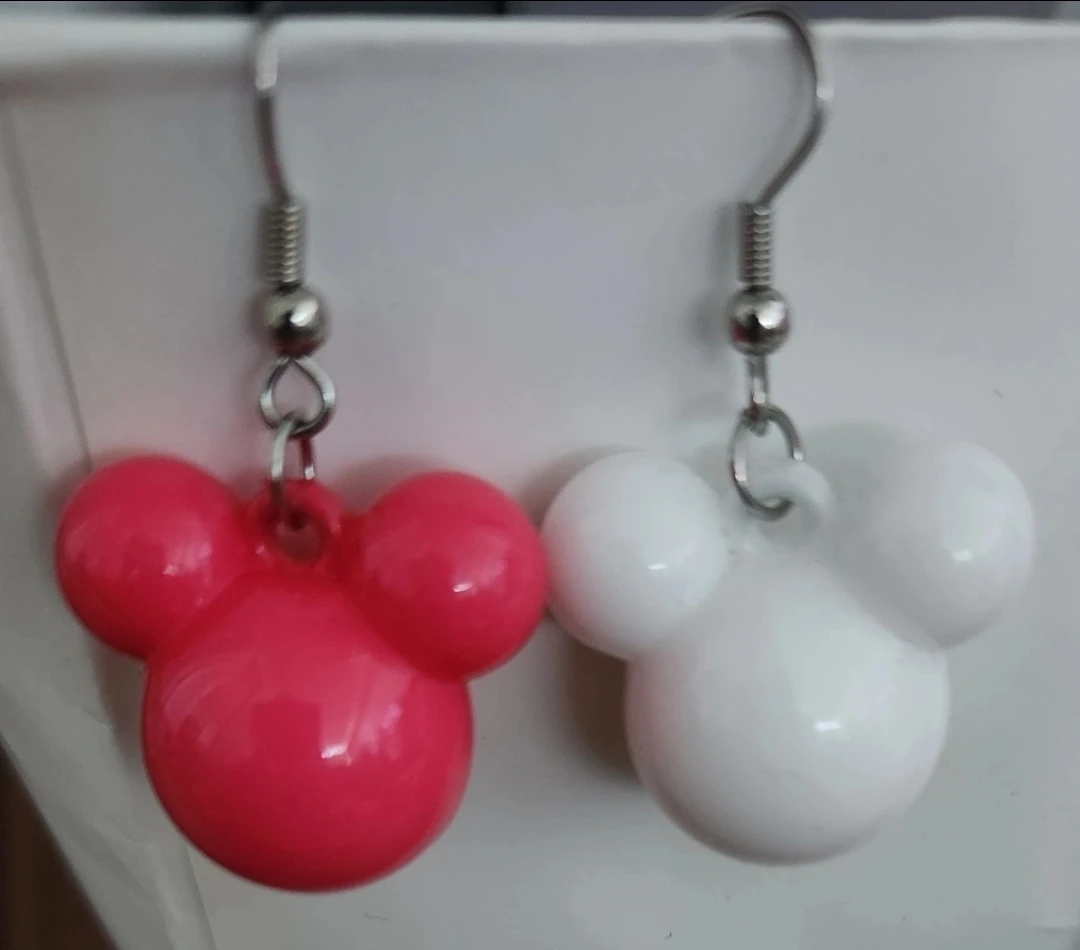 ⚽ Bundle-Mickey Mouse Earrings & Black Beaded Bracelet - photo 2