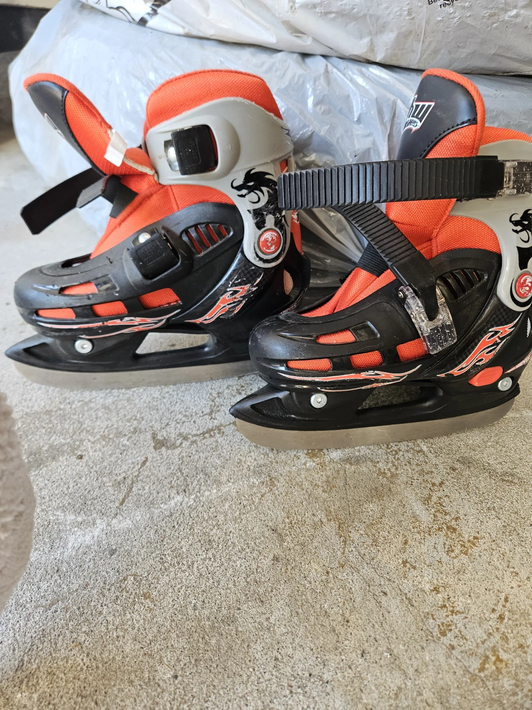 Children's  Hotwheels Ice Skates