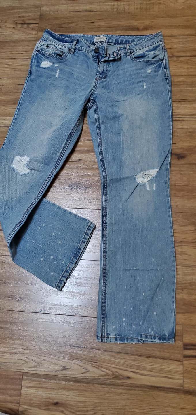 Beautiful Jeans excellent conditions  $25 size 9/10 and 10 -11 - photo 3