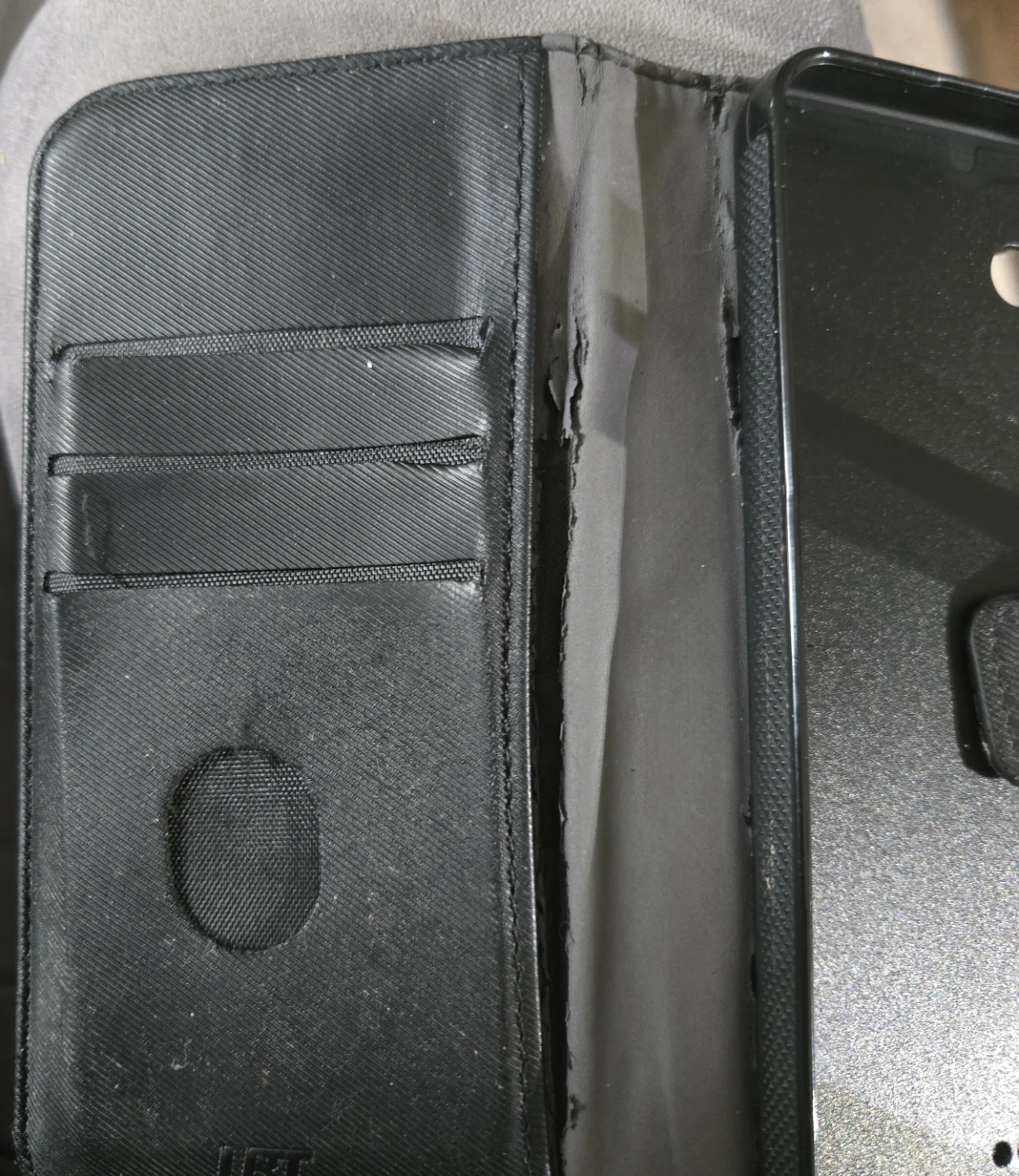 FREE SAMSUNG  Galaxy S24 Black Phone Case with Card Slots - photo 2