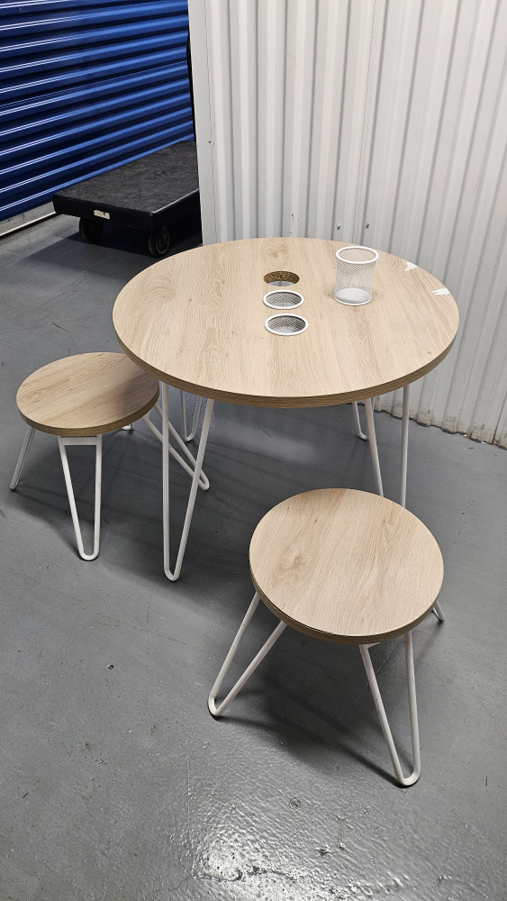 Round kids Table Set