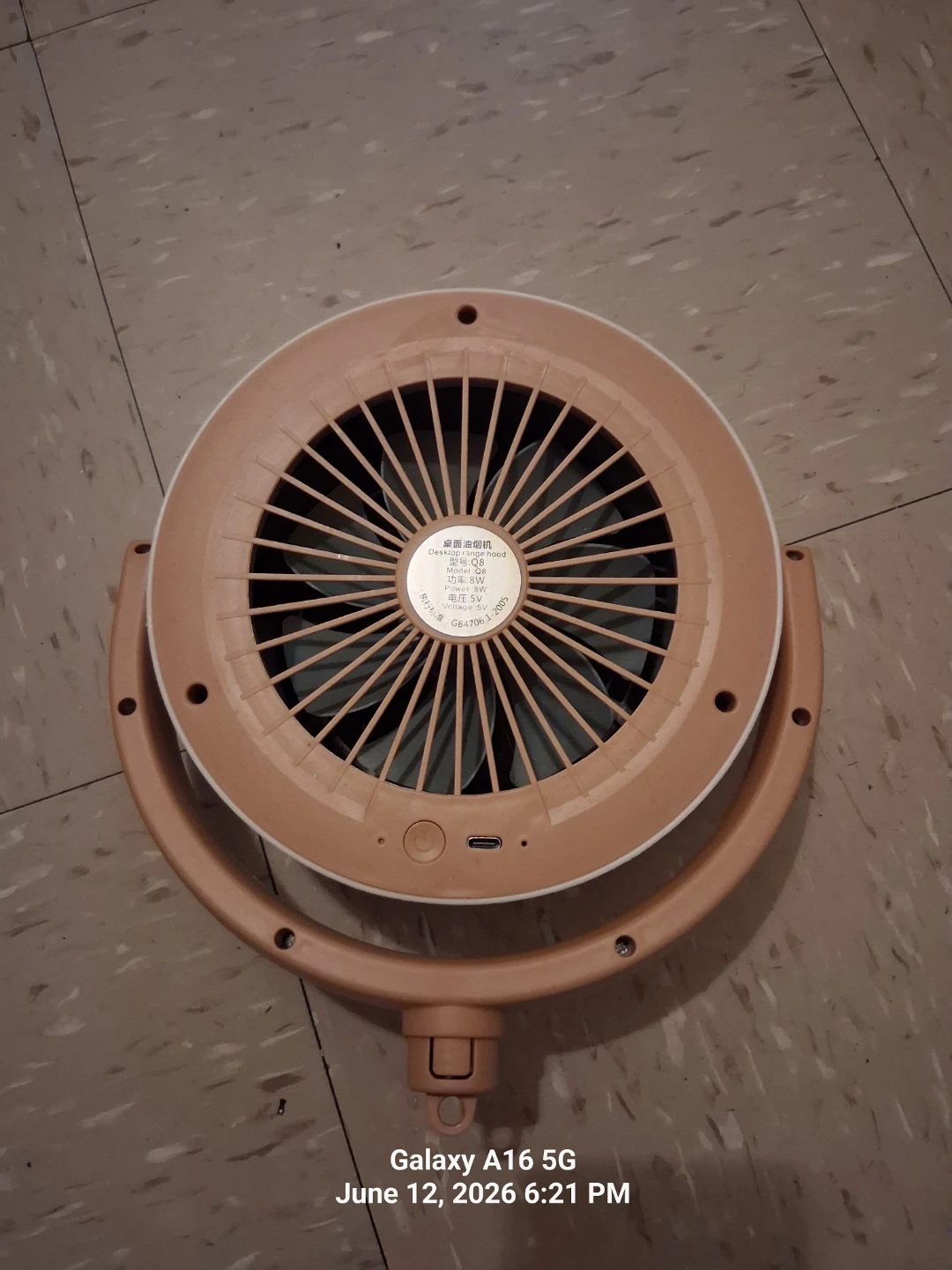 Portable desktop range hood