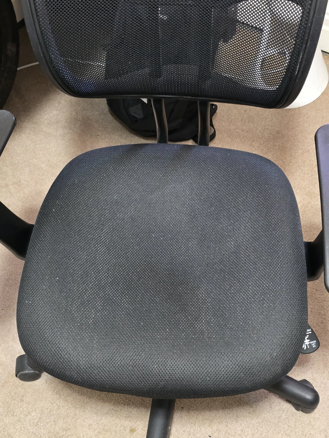 Ergonomic Black Mesh Office Chair - photo 2