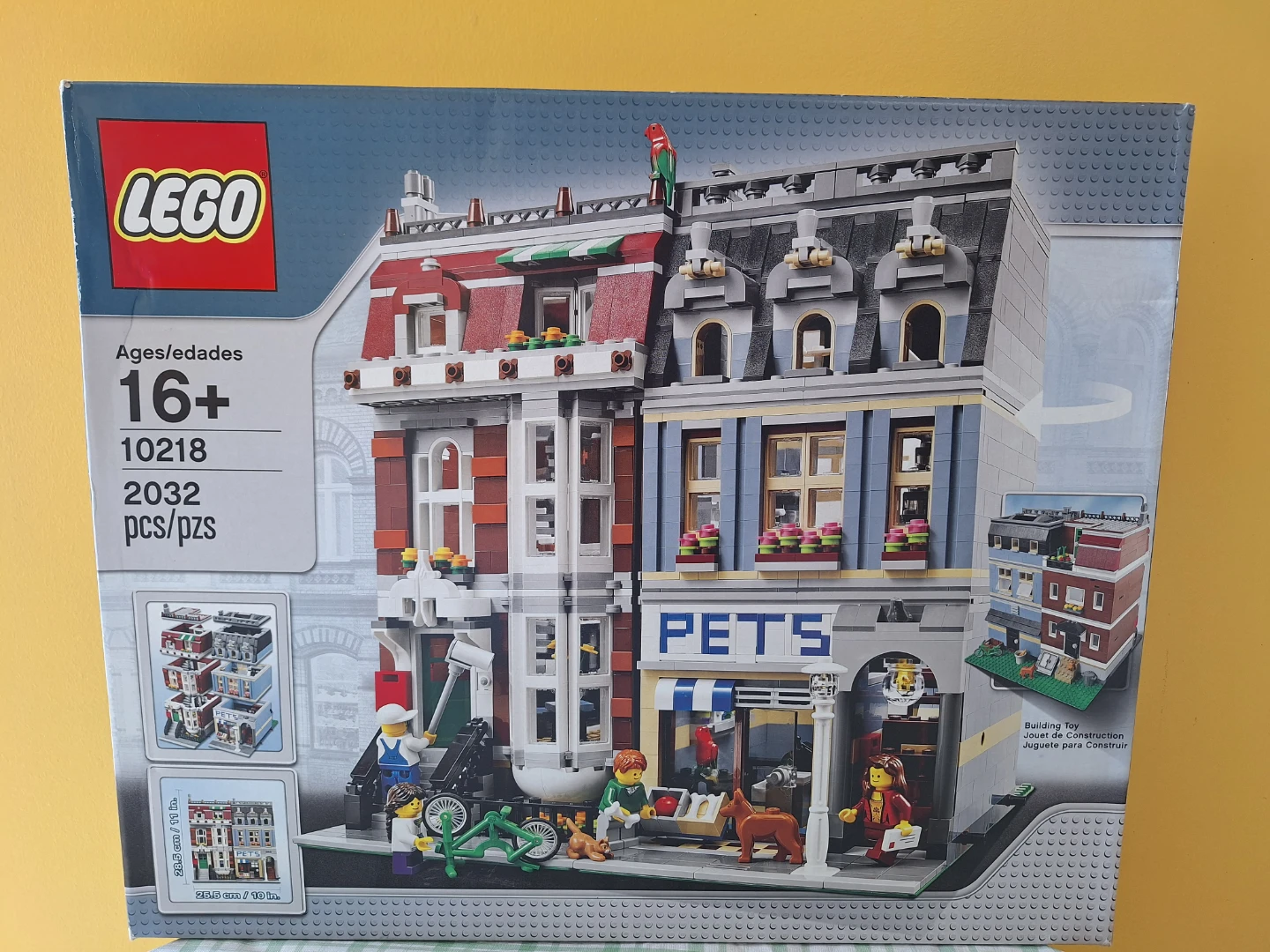 Lego Pet Shop 10218 - Building Toys