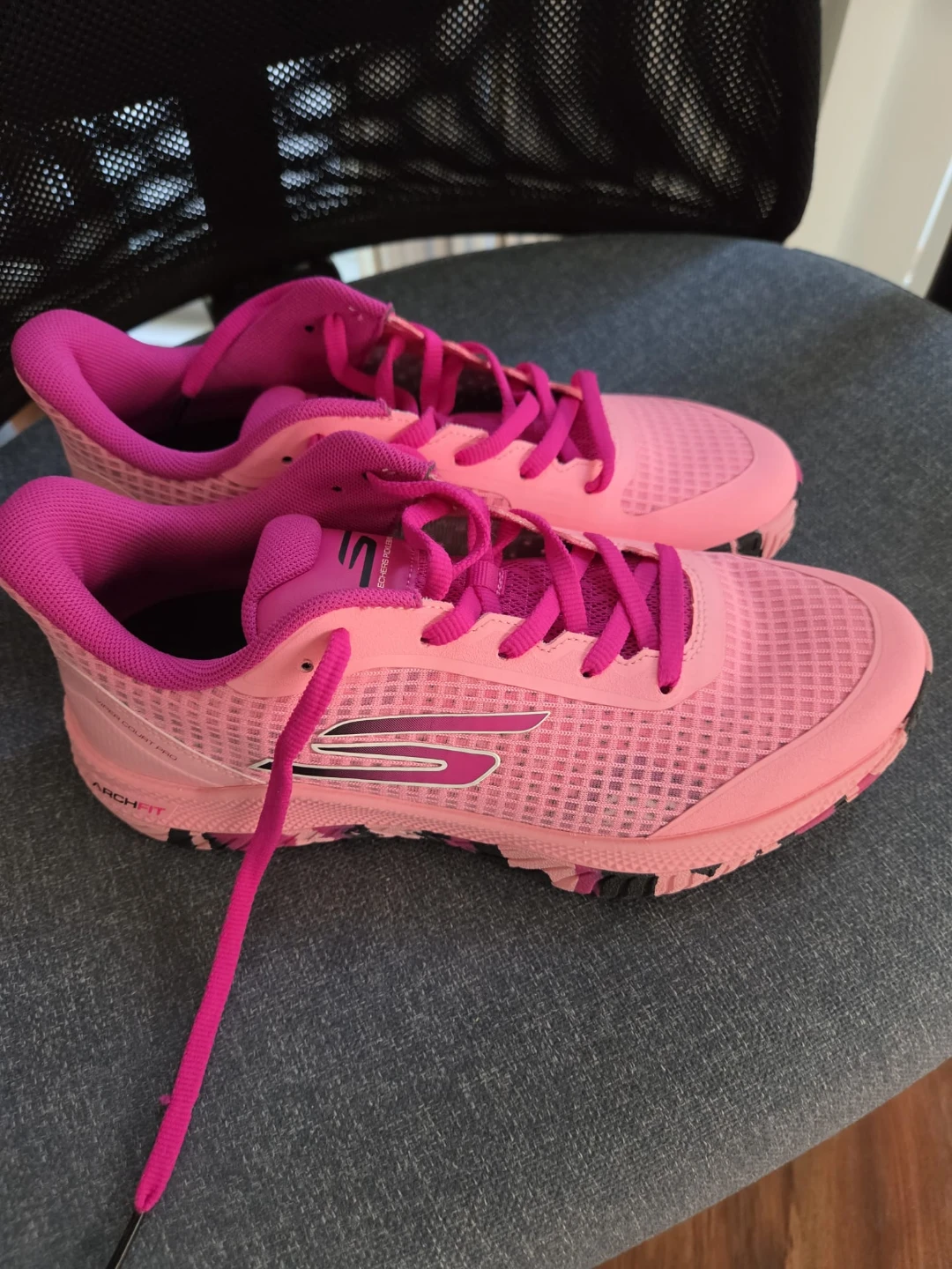 Brand New Skechers Non-Marking Court Shoes (Women's Size 8) - photo 3