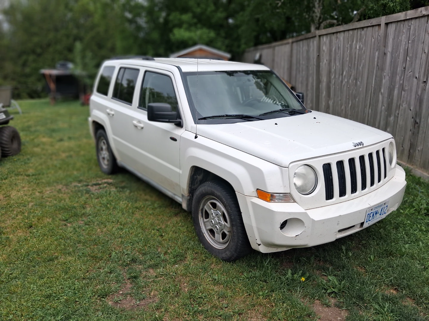 White Jeep Patriot - photo 4