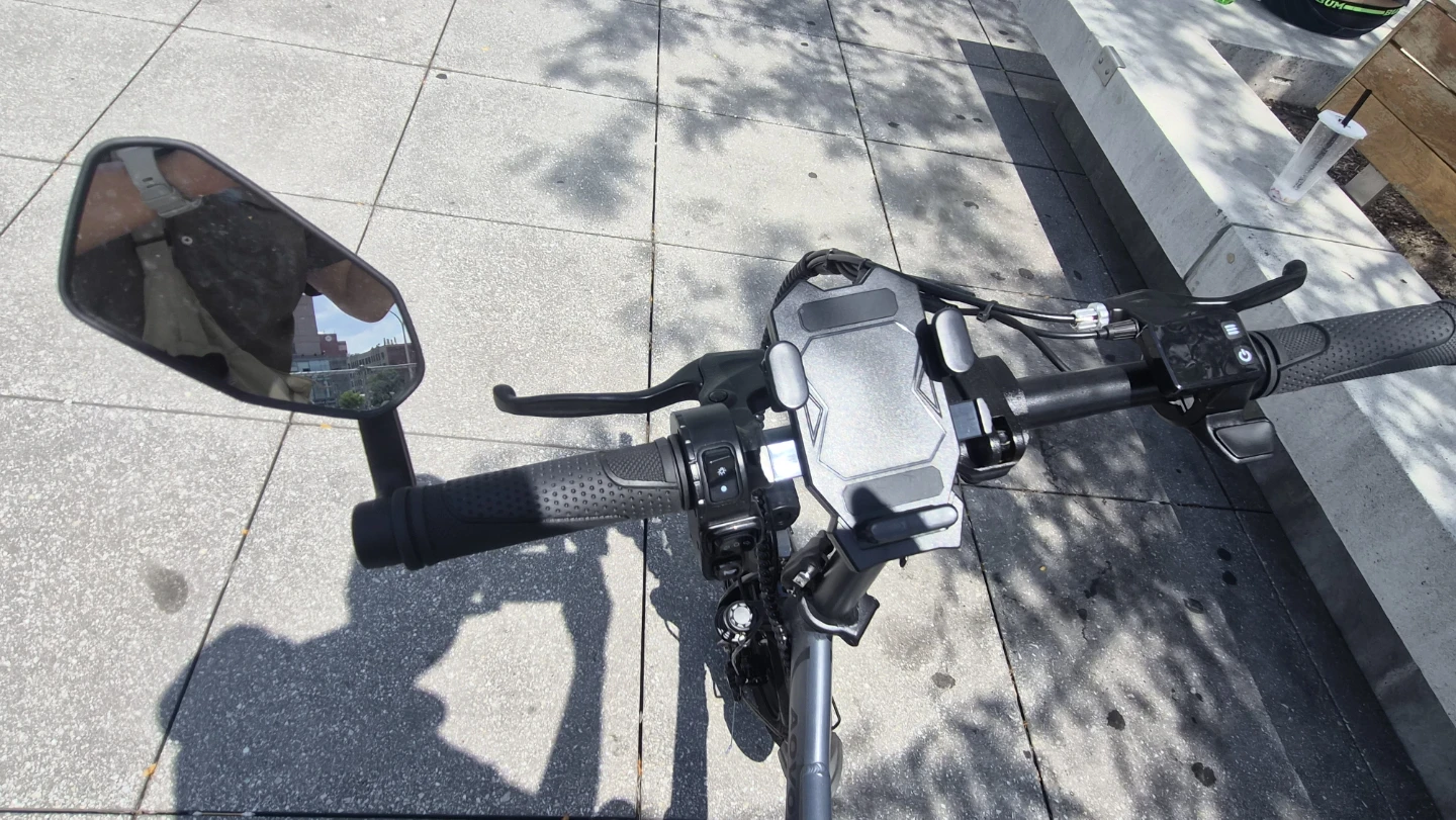 Aovopro Folding Electric Bike - photo 2