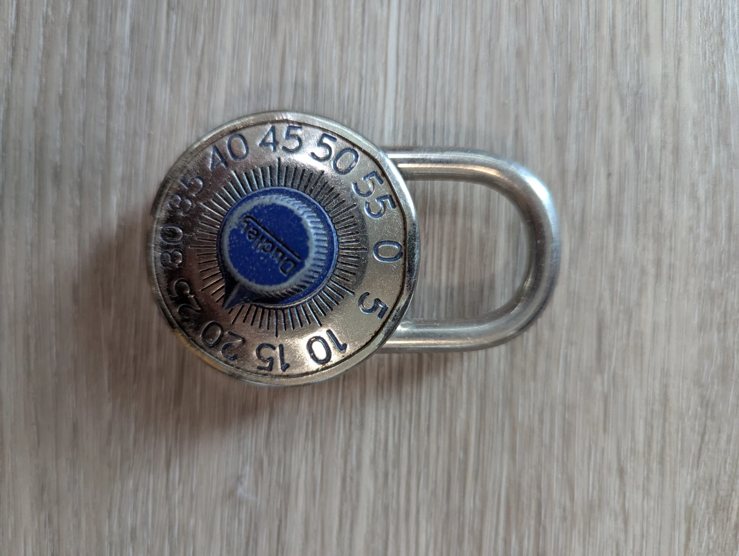 ⚽ Dic Lock Combination Lock