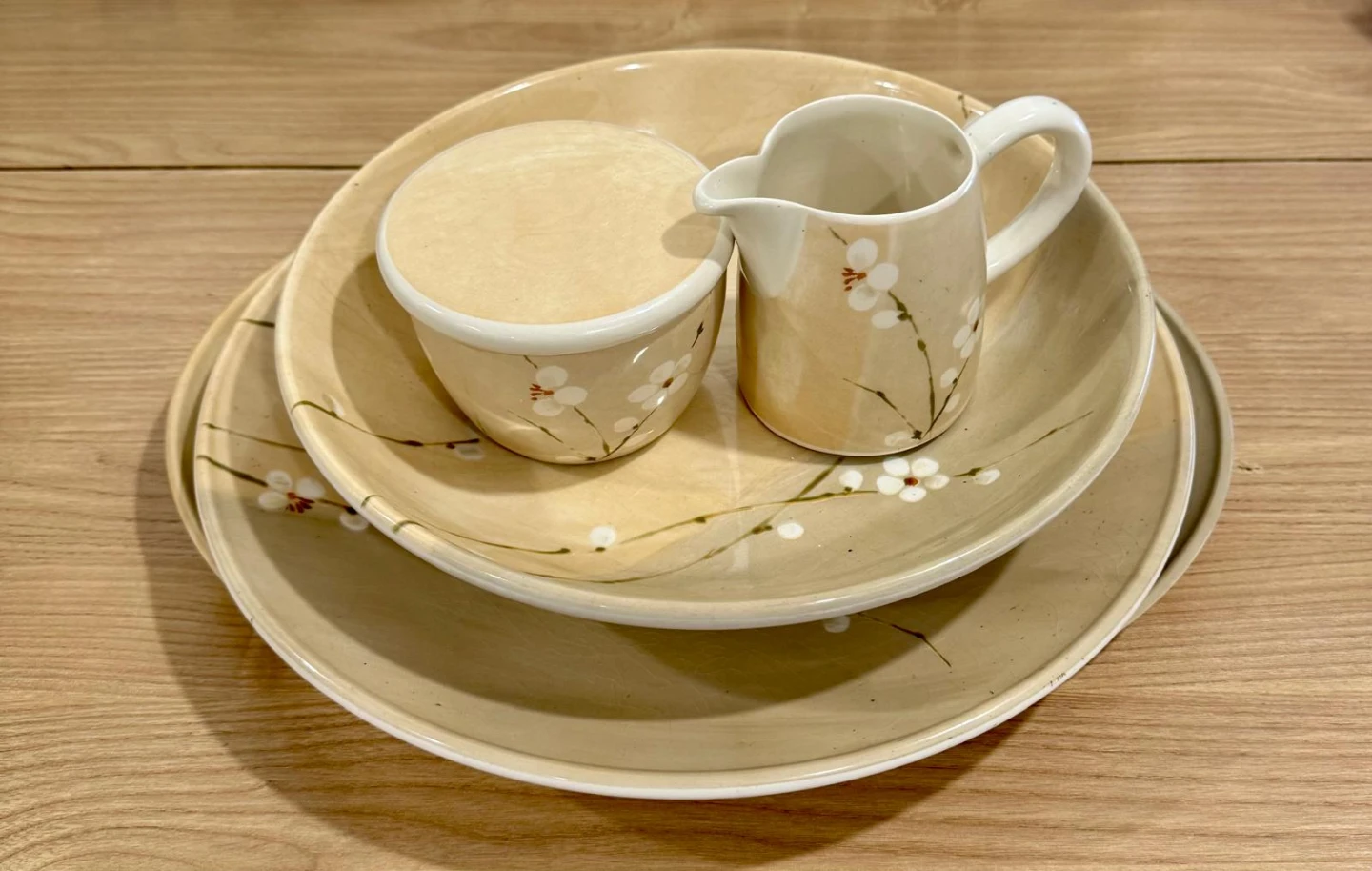 Royal Stafford Radio Serving Bowl Set