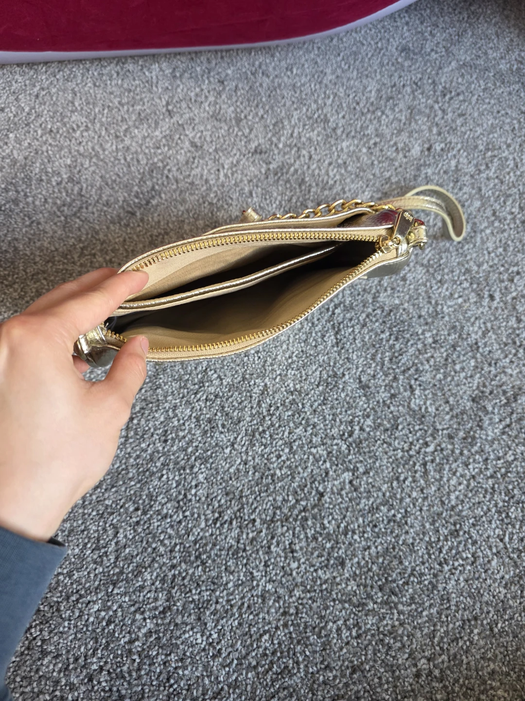 Gold Crossbody Purse - photo 5