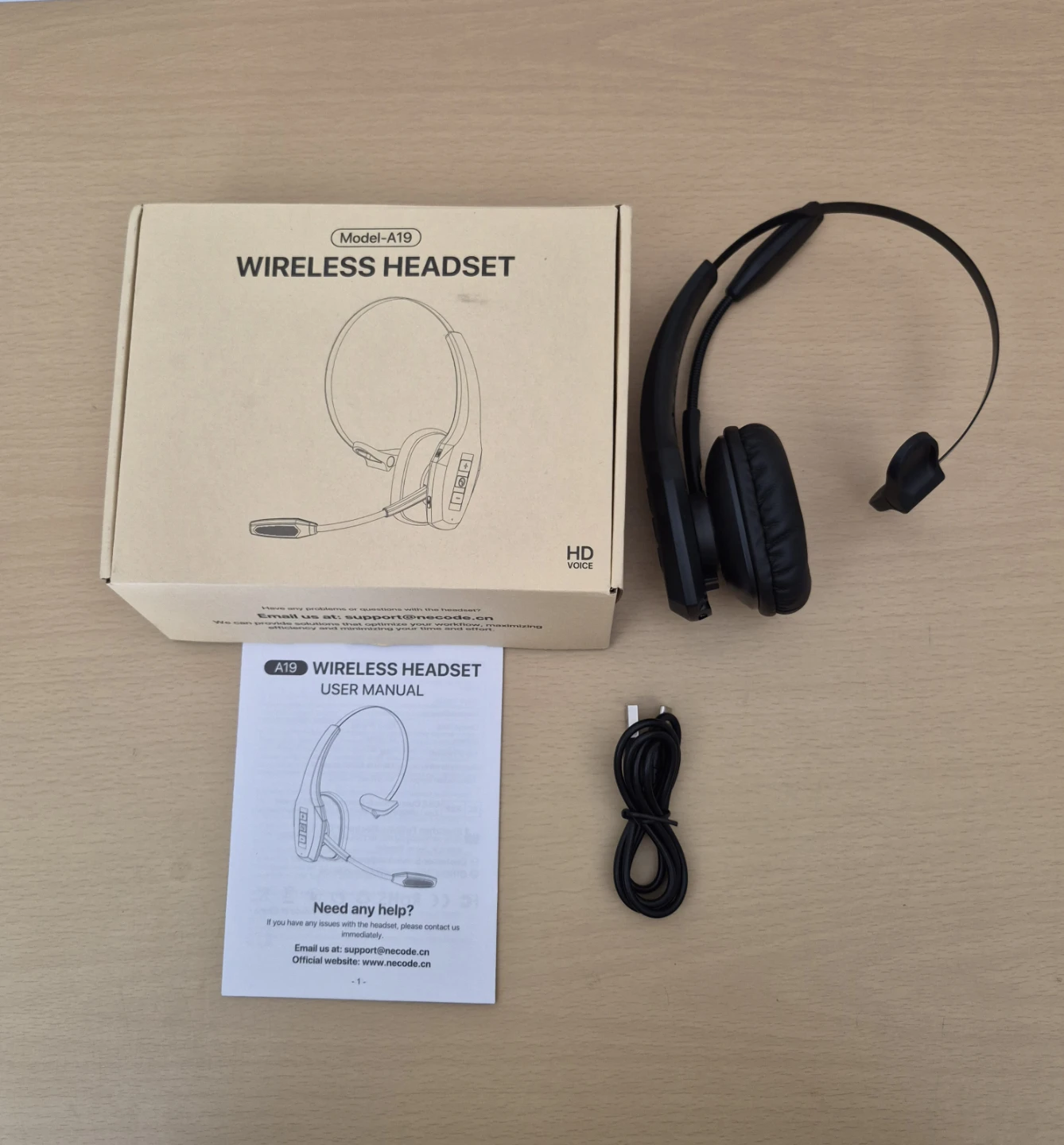 Model-A19 Wireless Headset with Mic - photo 2