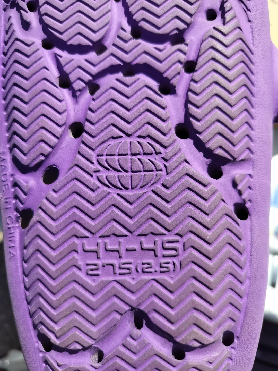 Purple Shark Slides with Pumpkin Detail - Size 44-45 - photo 3