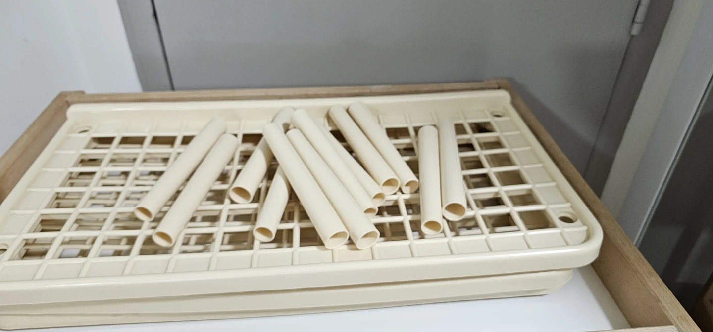 3-Tier Plastic Shelf Unit - photo 3