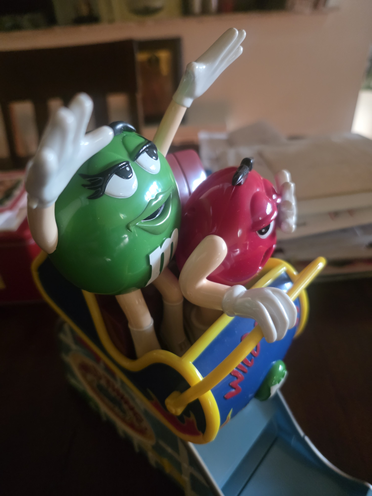 M&M's Wild Thing Roller Coaster Candy Dispenser - photo 2
