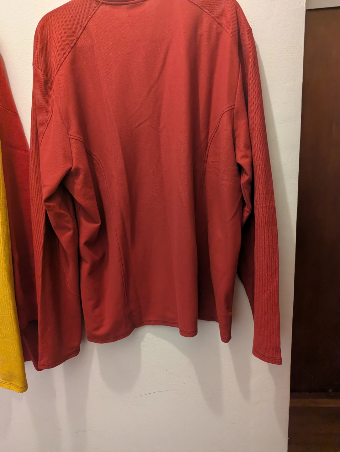 Star Trek Red Long Sleeve Shirt Size 51 - photo 4
