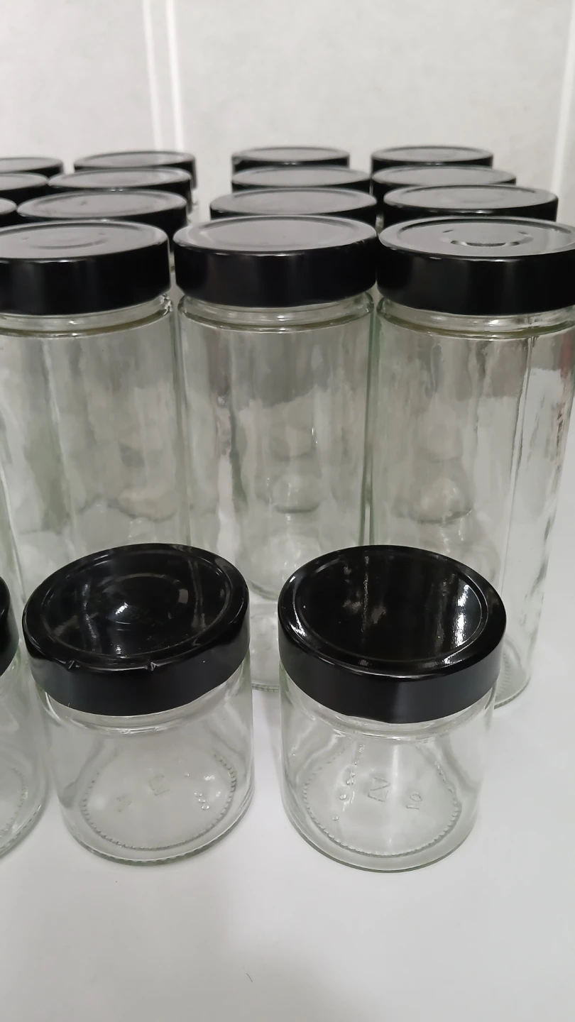 Collection of glass jars for $5.00 - photo 2