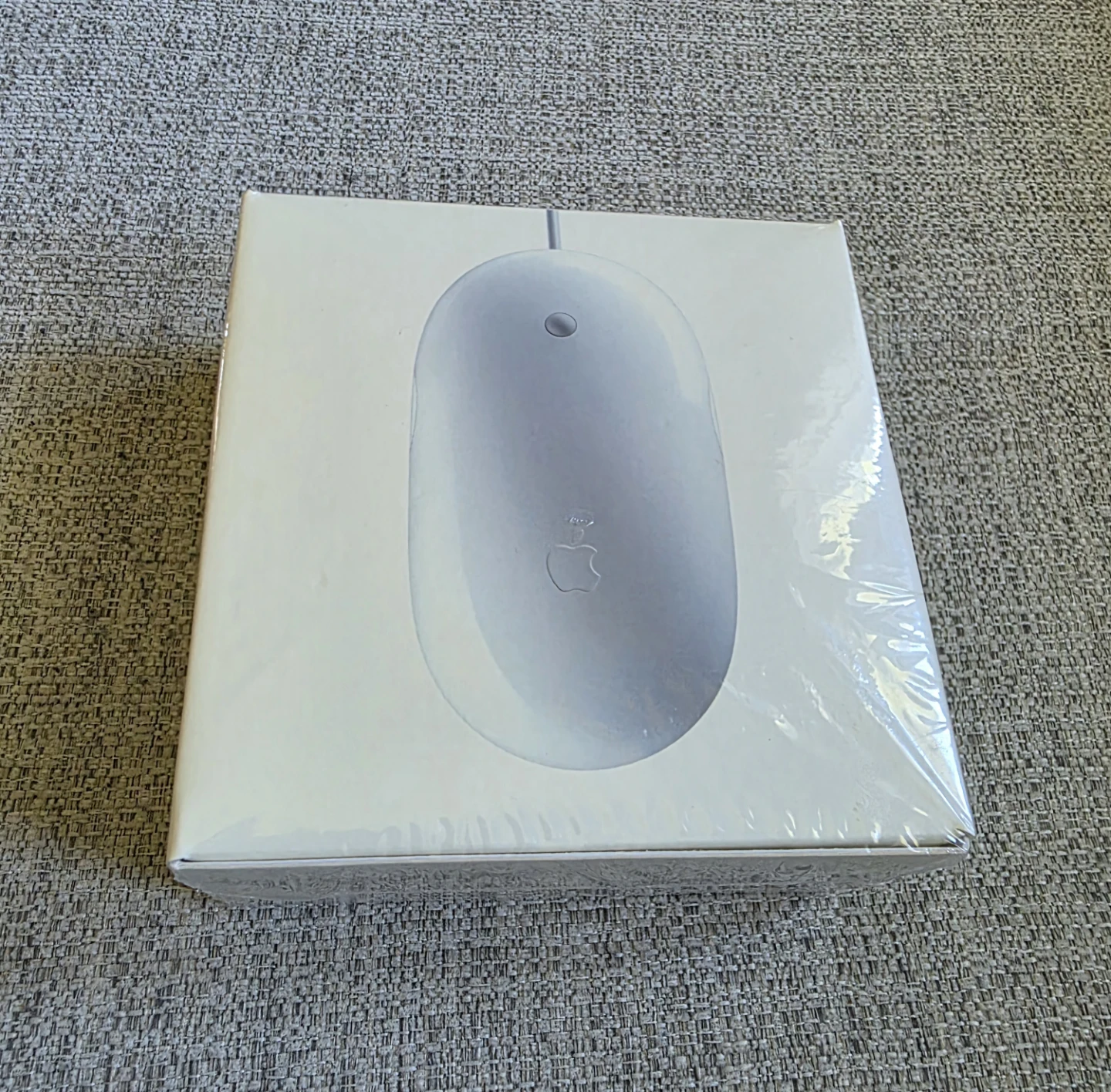 Apple Mighty Mouse NEW & SEALED. Wired USB Model A1152
