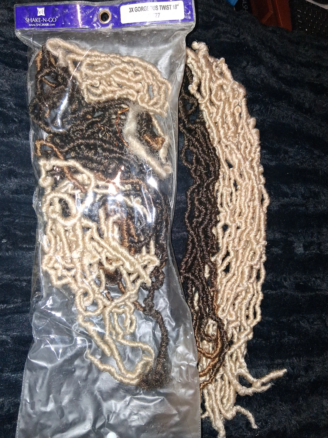 SHAKE-N-GO 18" JX GORGEOUS TWIST 27 Hair Extensions