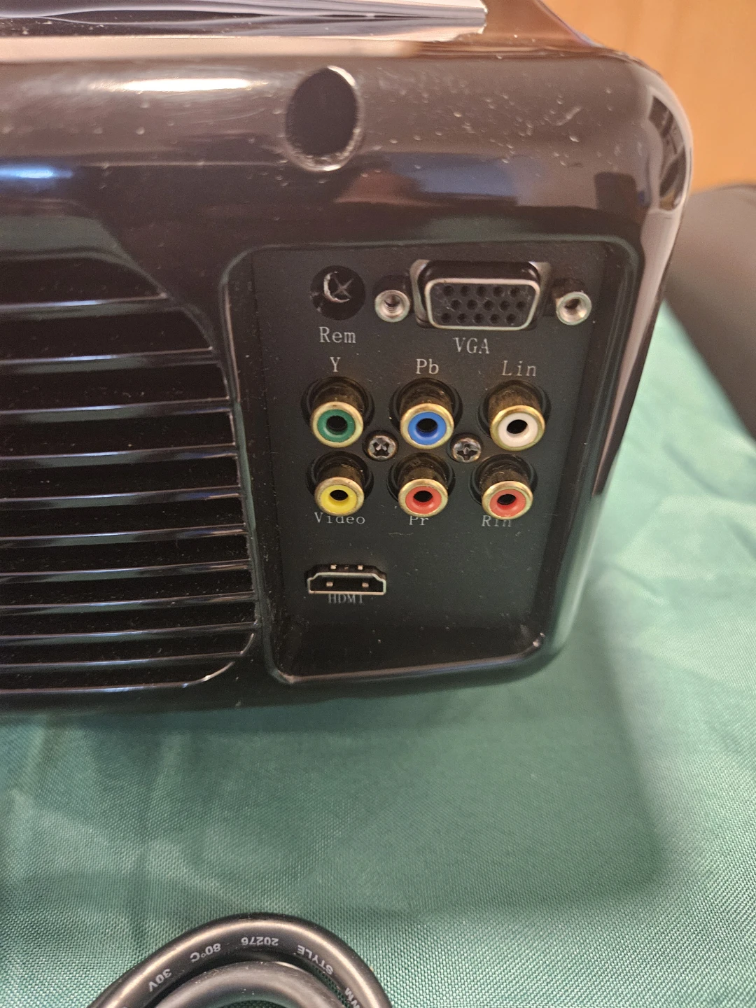Volare HD Projector with 3D Anaglyph Video Imaging - photo 4