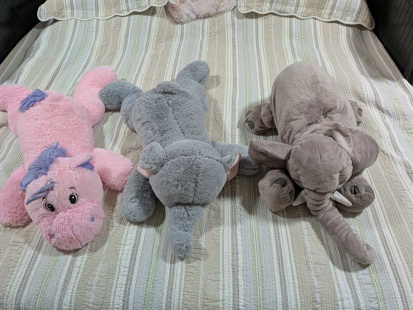 3 Large Stuffed Animals ⚽ - photo 2