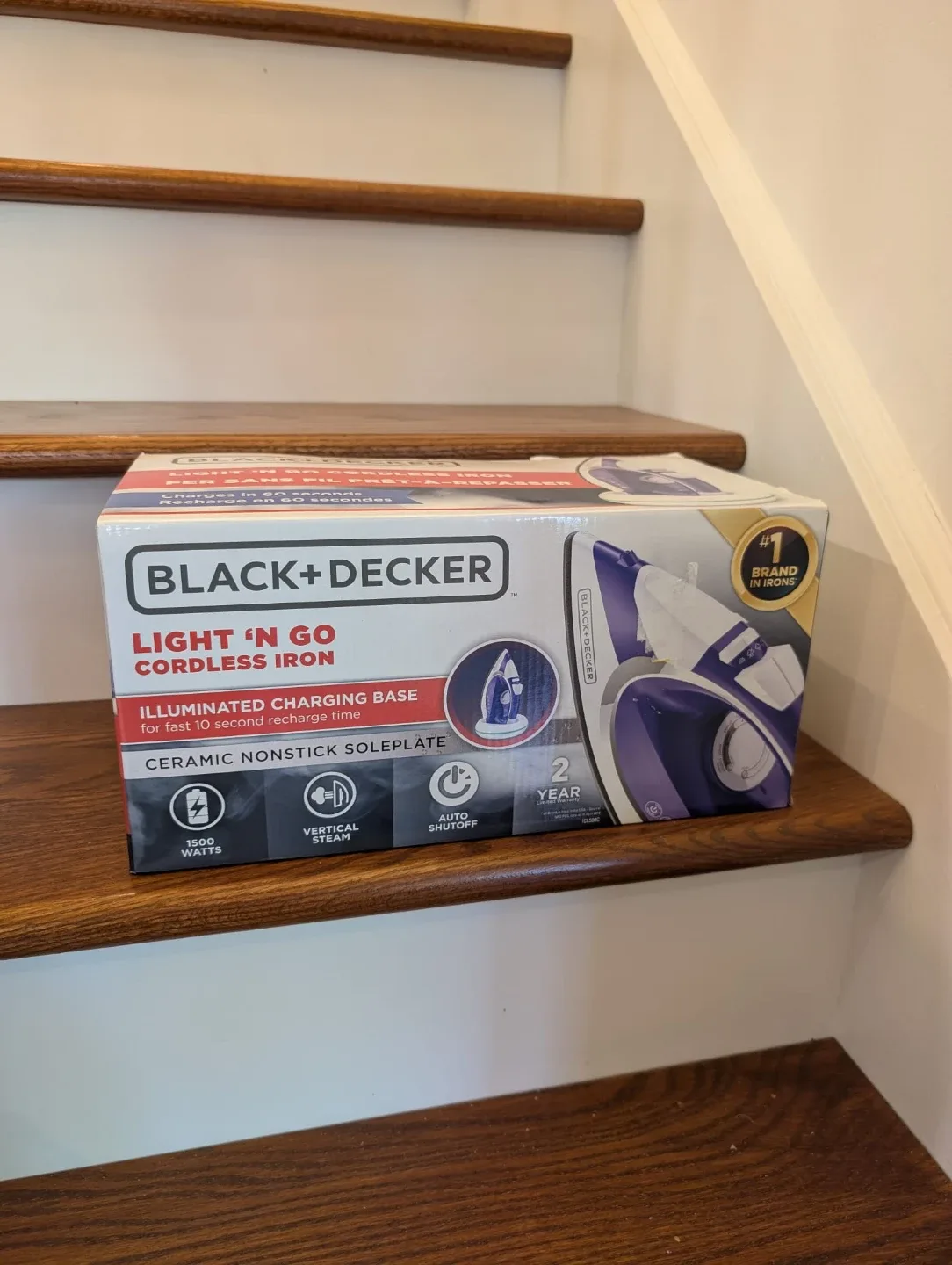 BLACK+DECKER Cordless Iron - photo 2