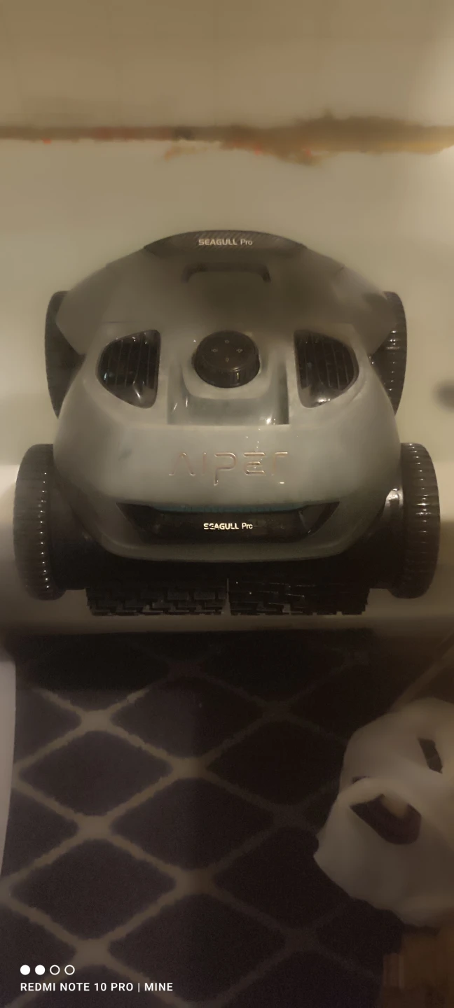 Aiper Seagull Pro Robotic Pool Cleaner - photo 3