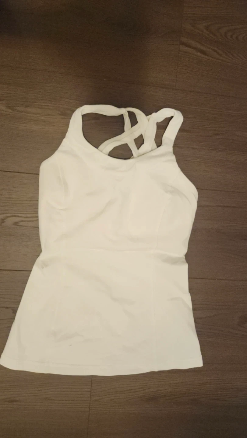Lululemon White Criss-Cross Tank Top-Size 0