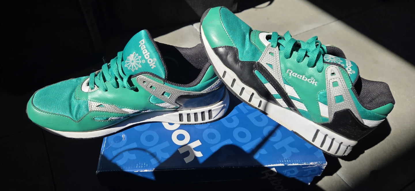 Reebok Teal & Silver Running Shoes