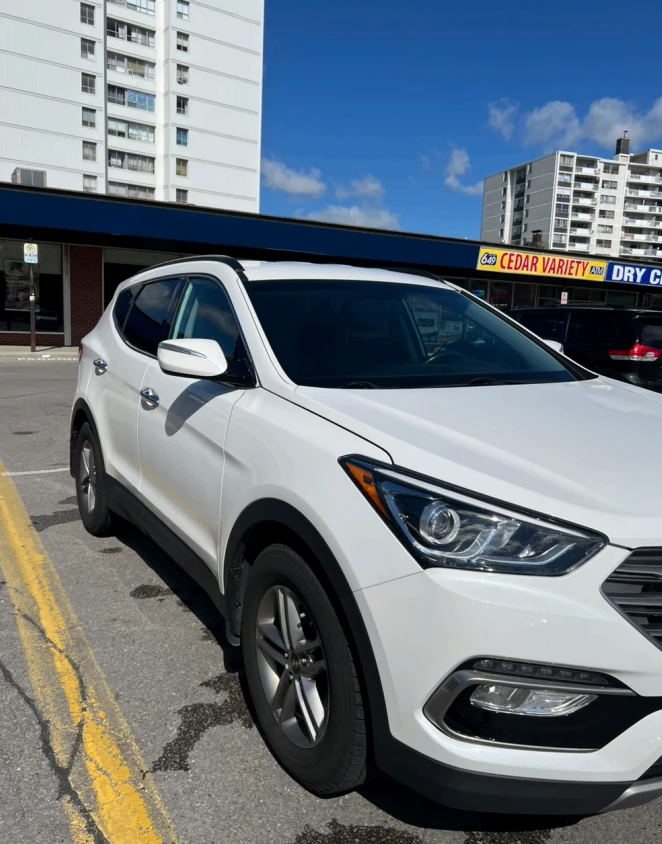 White Hyundai Santa Fe Sport 2017 - photo 3