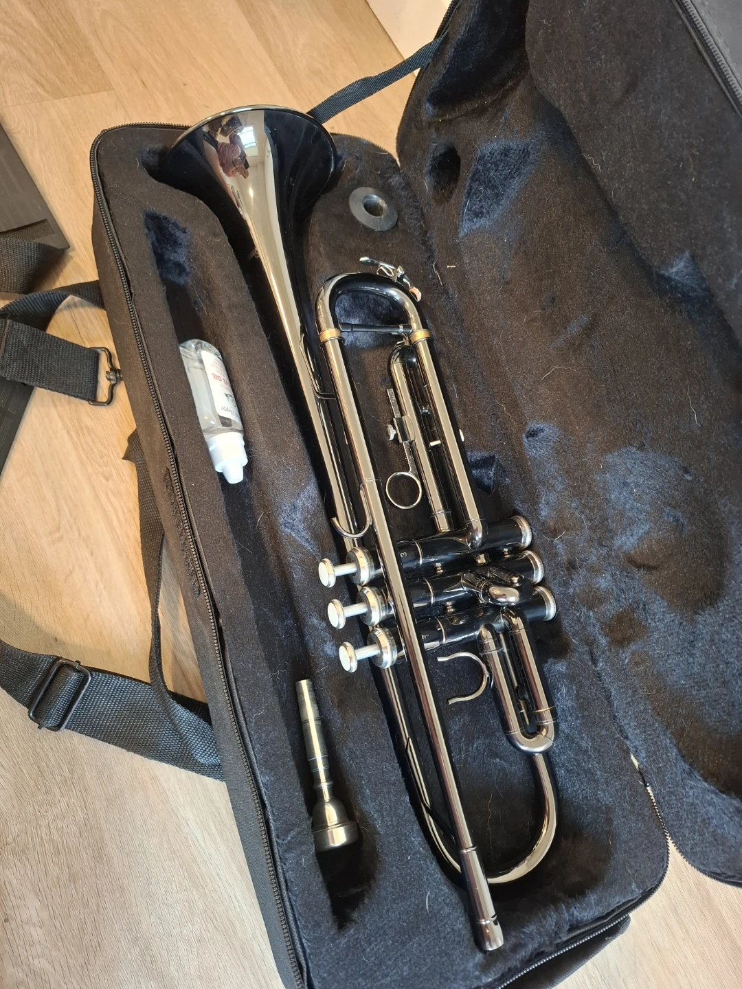 Trumpet with Case Stewart Ellis - photo 3
