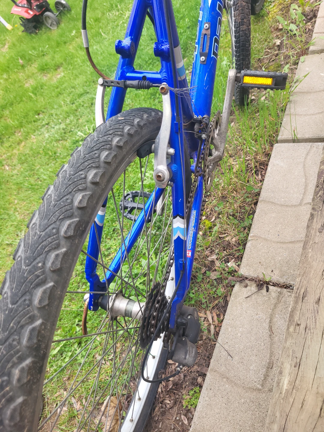Raleigh Ambush Mountain Bike - photo 2