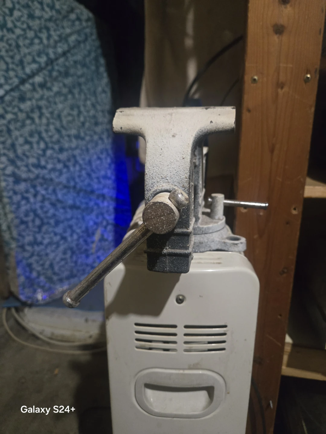 Bench Vise Clamp - photo 3