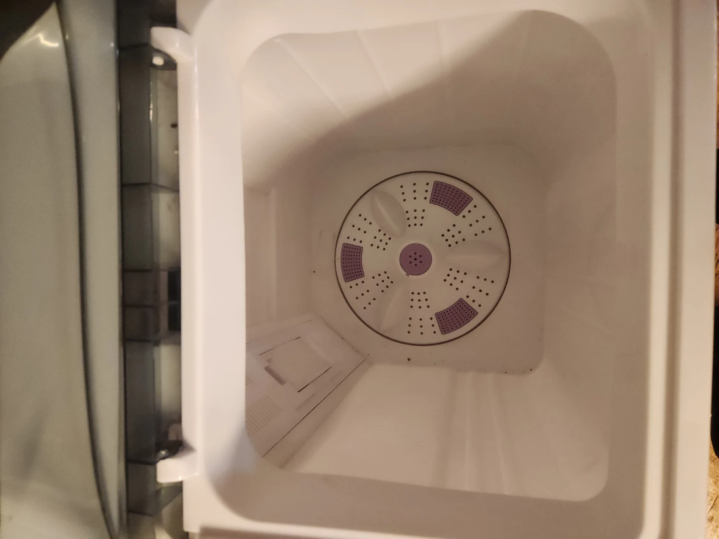 Washer and dryer - photo 4