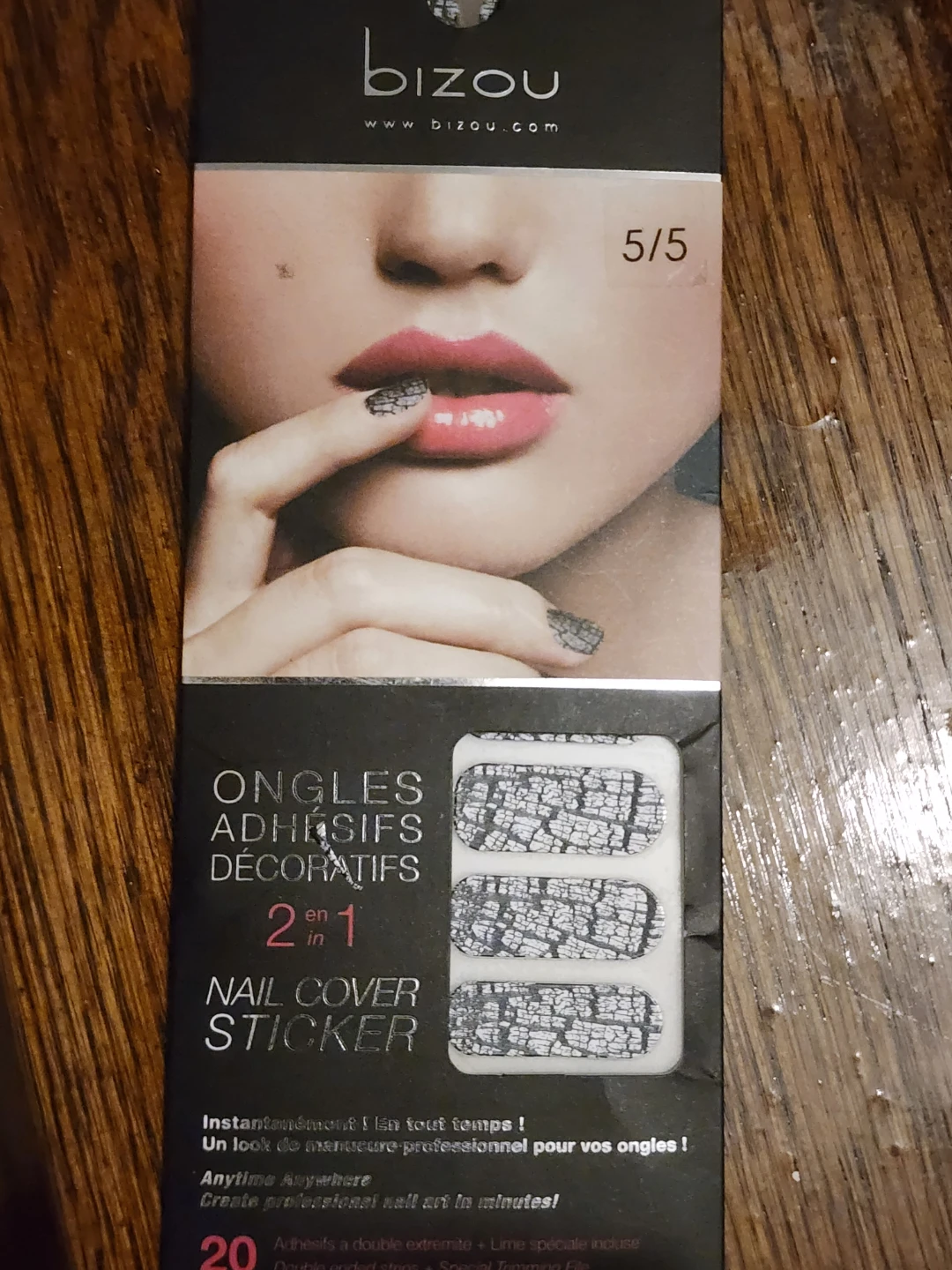 Bizou Nail Cover Sticker Set