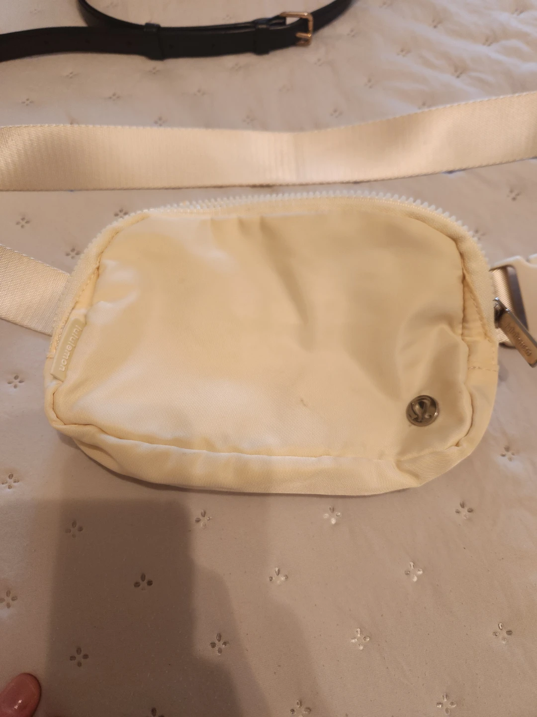 Lululemon bag