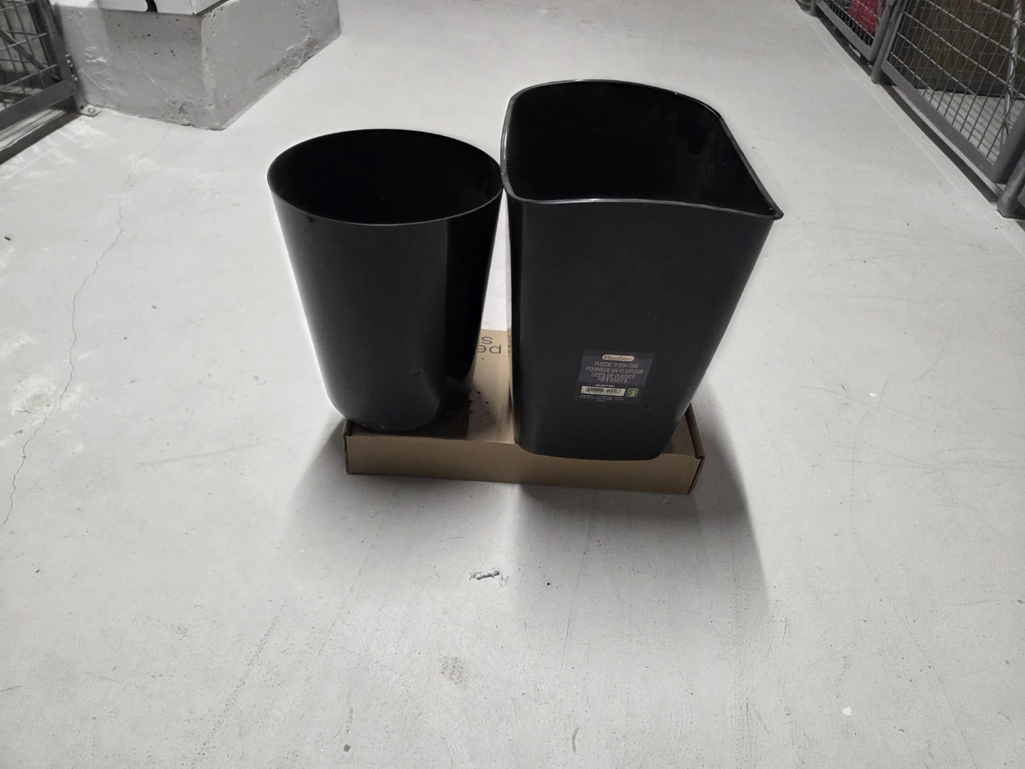 Pettibon System Plastic Waste Bins