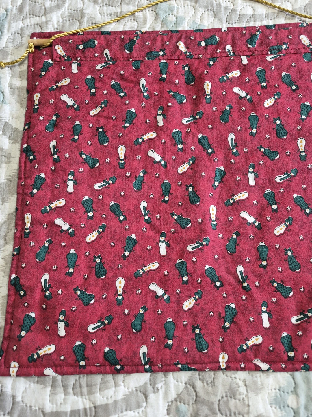 Holiday Christmas Quilted Santa Wall Hanging Decor - photo 5
