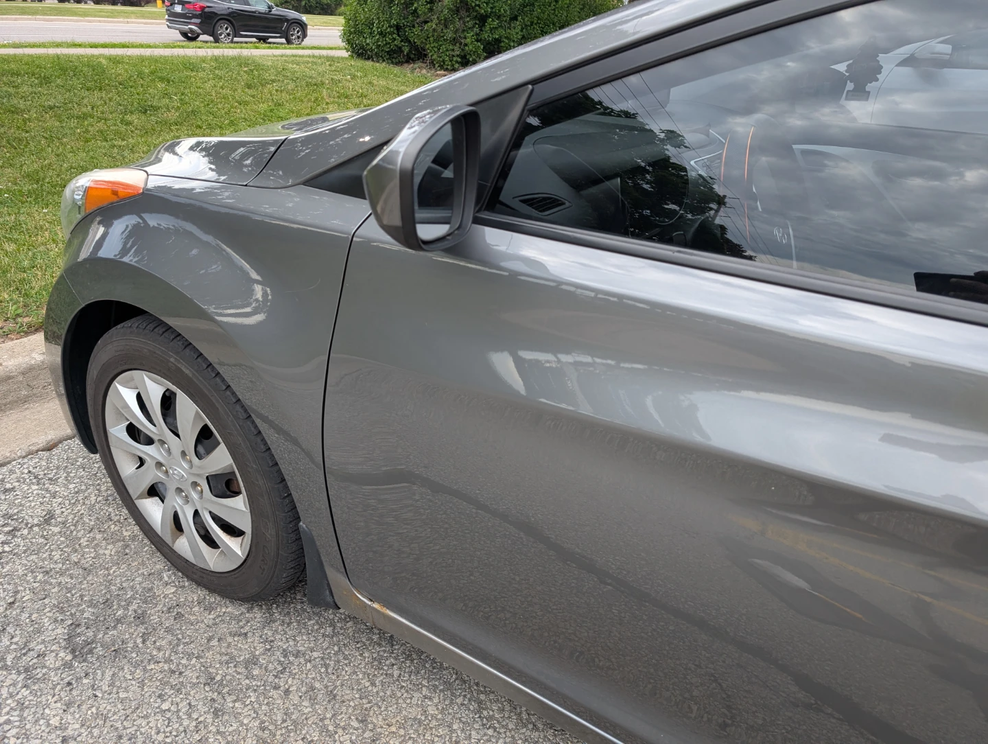 Hyundai Elantra - photo 3
