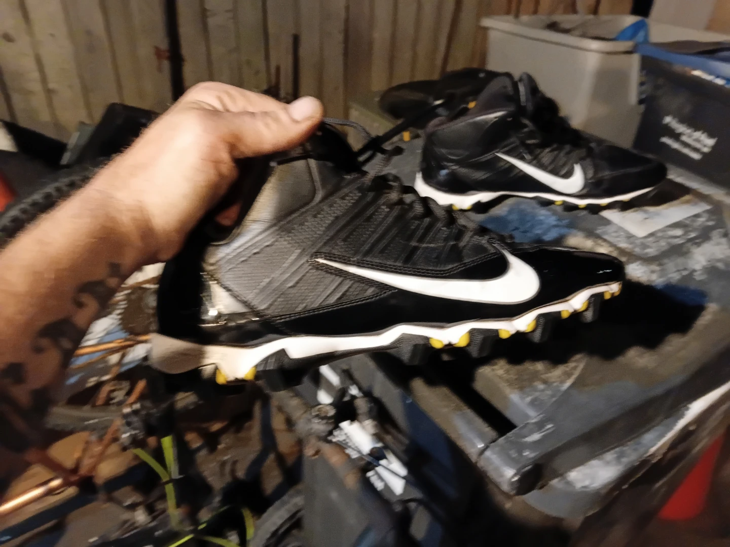 Nike Alpha Shark Cleats - photo 3