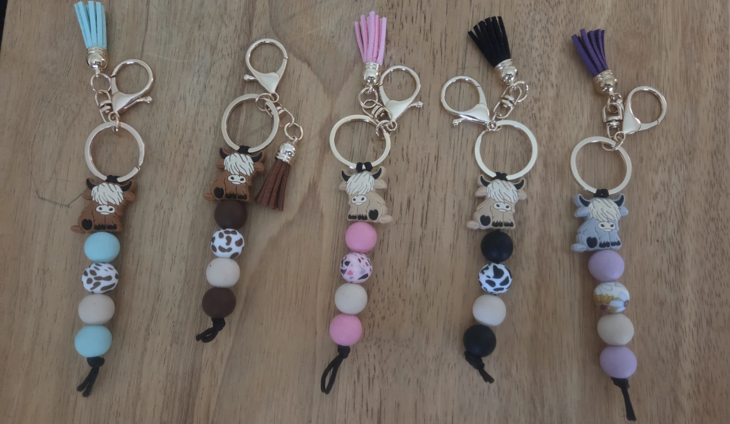 Highland Cow Beaded Keychain Set