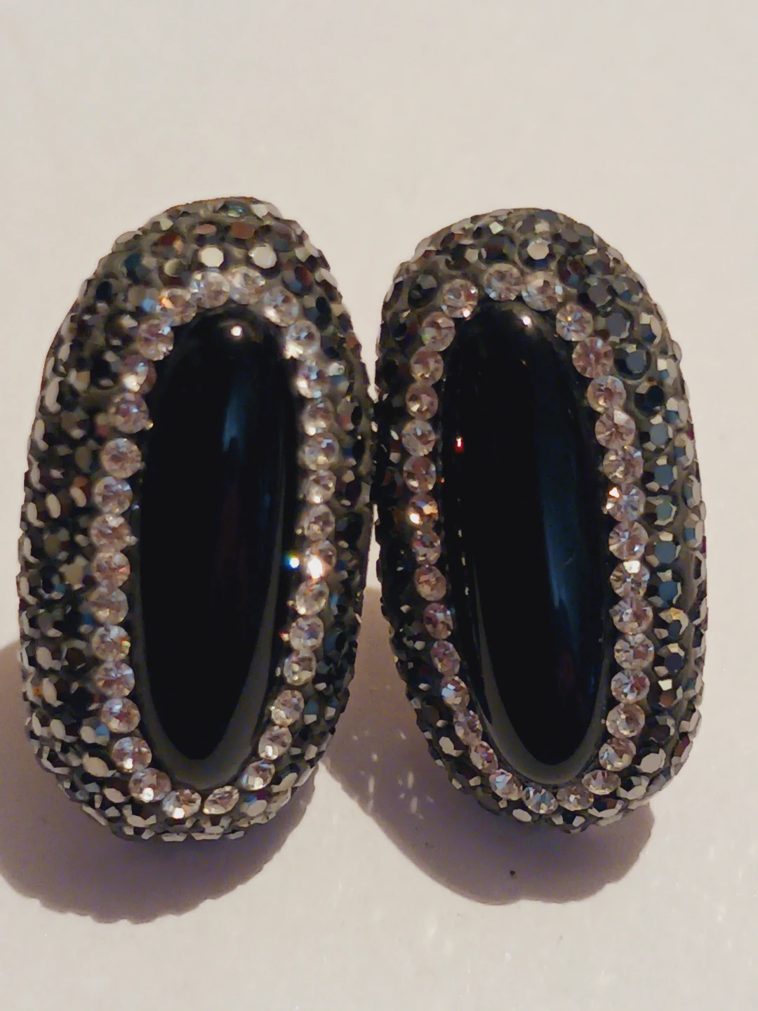 Sterling Silver 925 Sparkly Black Oval Clip-On Earrings - photo 3
