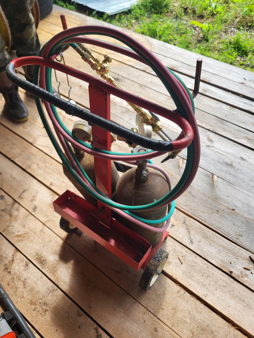Oxy-Acetylene Torch Cart, Regulator, Tanks, and Tips - photo 2