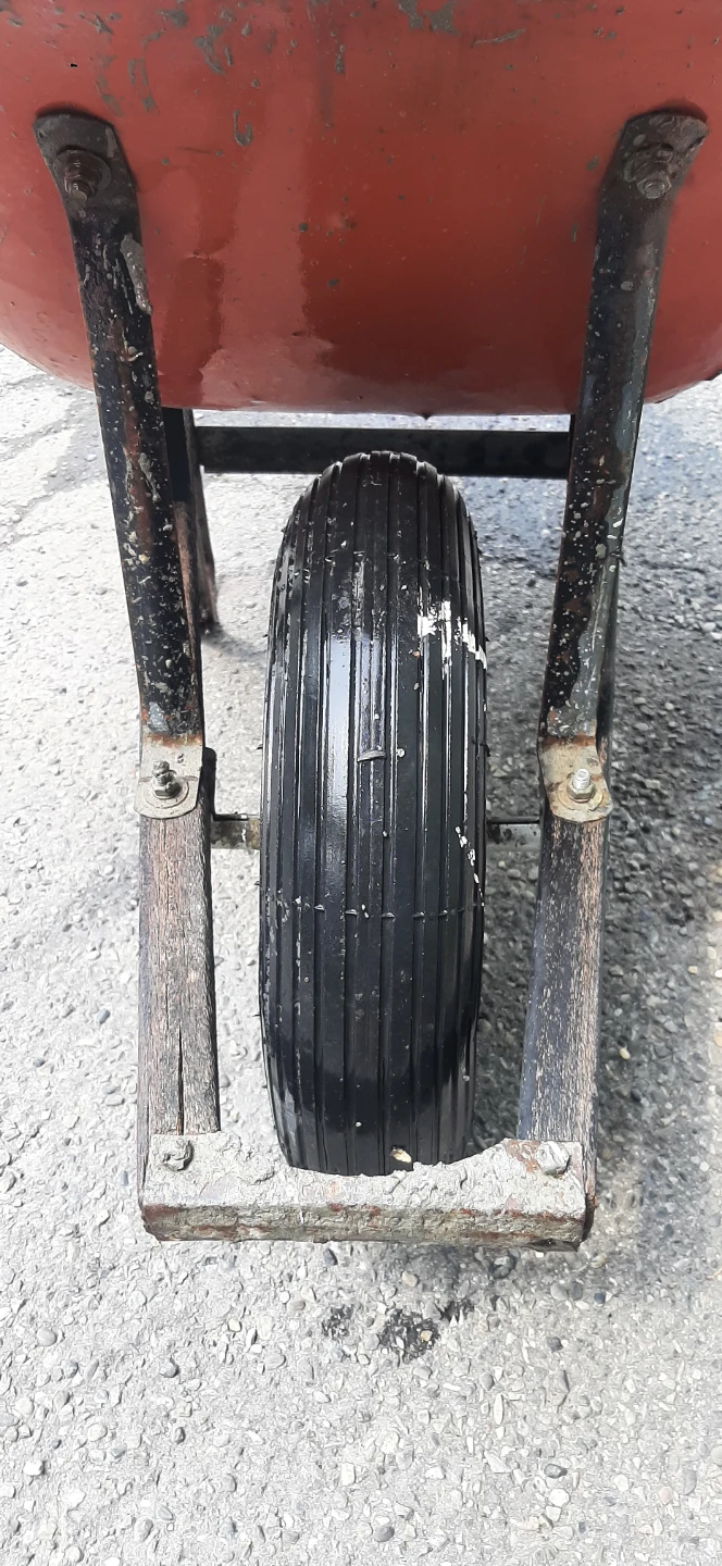 Classic Large Size Red Wheelbarrow - photo 3