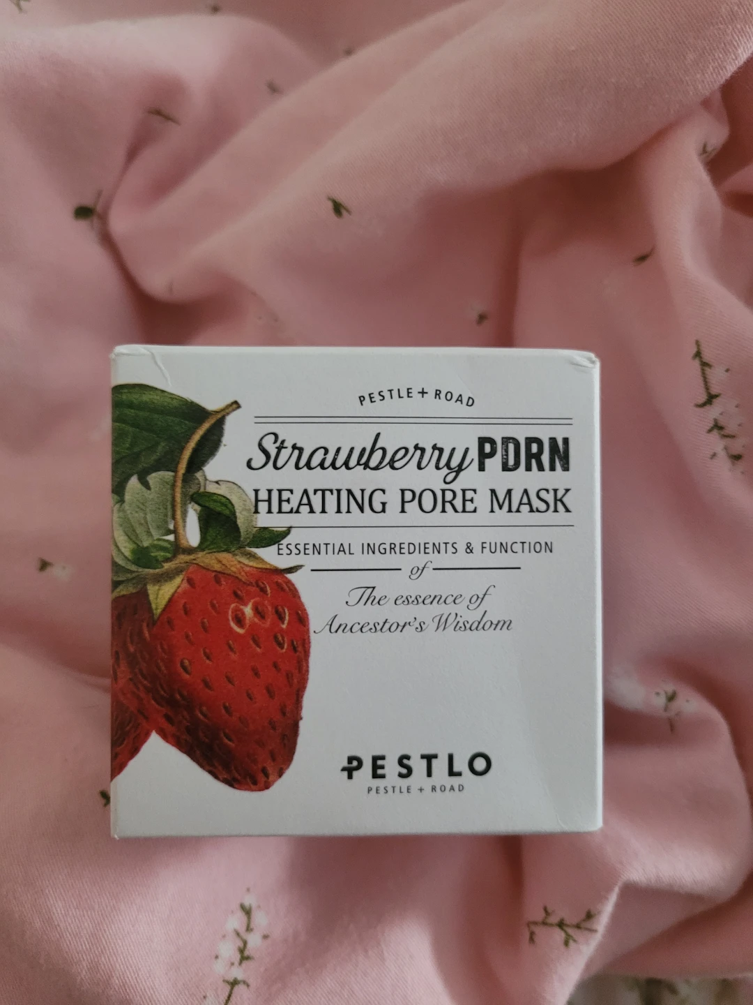 Pestlo Strawberry PDRN Heating Pore Mask