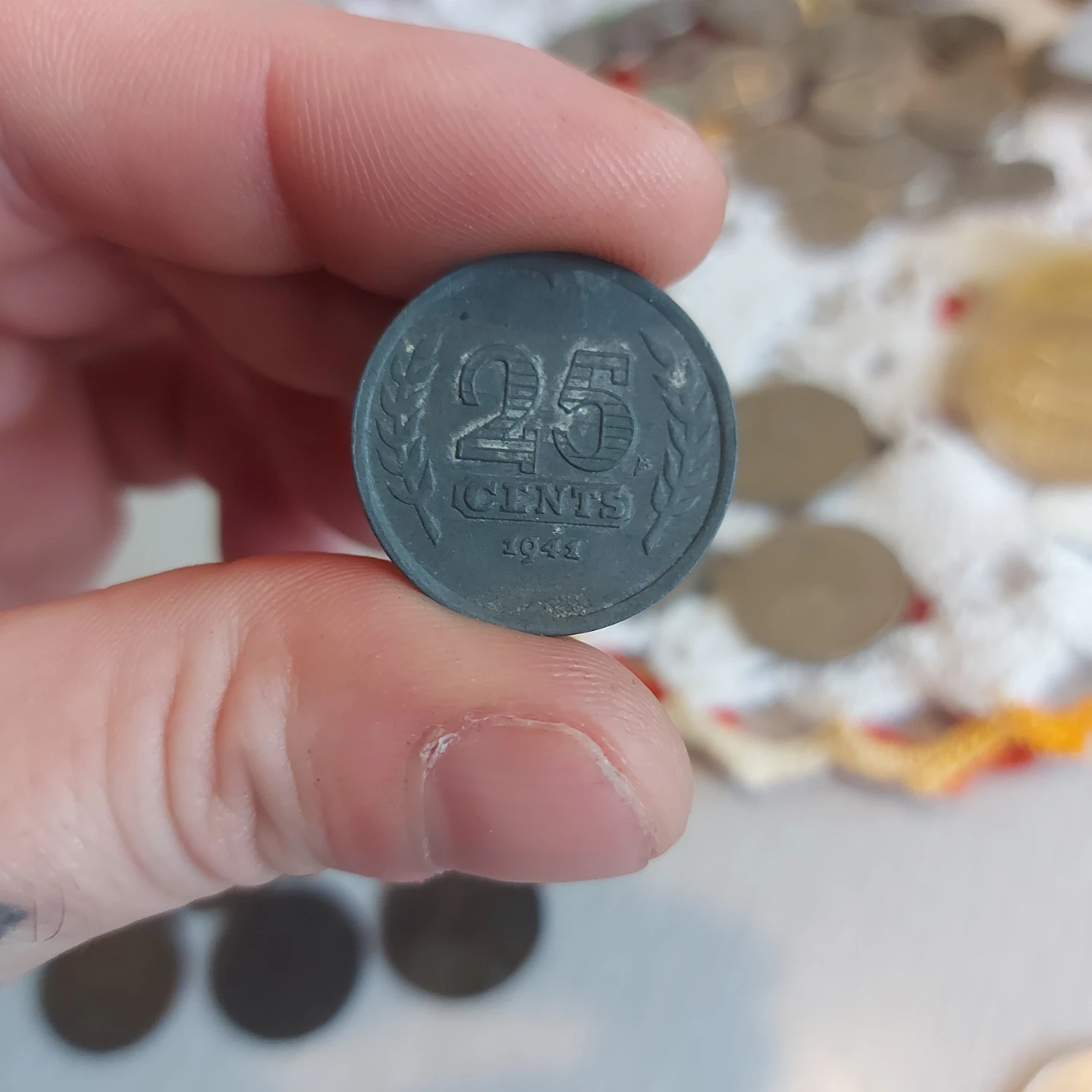 1944 25 Cent Coin - photo 2